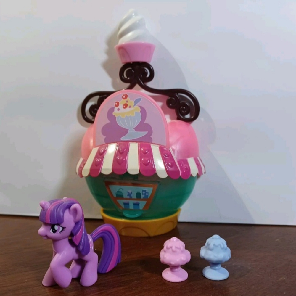 My Little Pony -Friendship is Magic- Ice Cream Stand Twilight Sparkle figurine